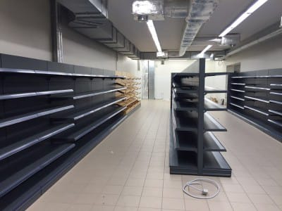 Naujos parduotuvės įrangos pristatymas - parduotuvių lentynos - Top store, Viesturu prospektas 2