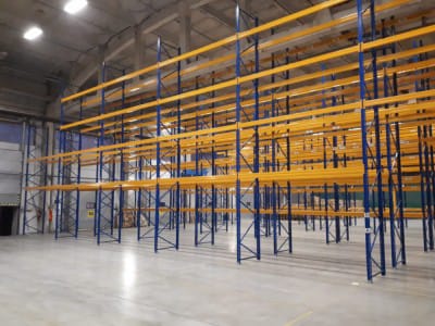 padėklų lentynos DHL Riga 5