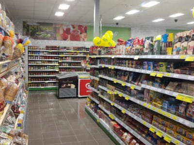 Parduotuvių lentynų pristatymas ir surinkimas Elvi, Mežotne 2
